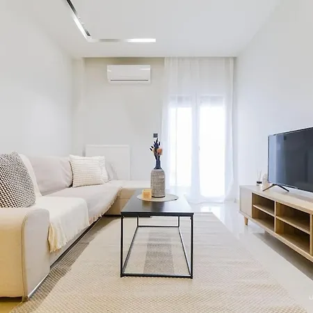 Sweet Vanilla 2-bdrm Residence, Vesta Philoxenia * Thessaloniki