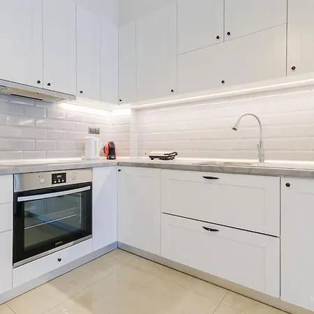 Apartment Sweet Vanilla 2-bdrm Residence, Vesta Philoxenia